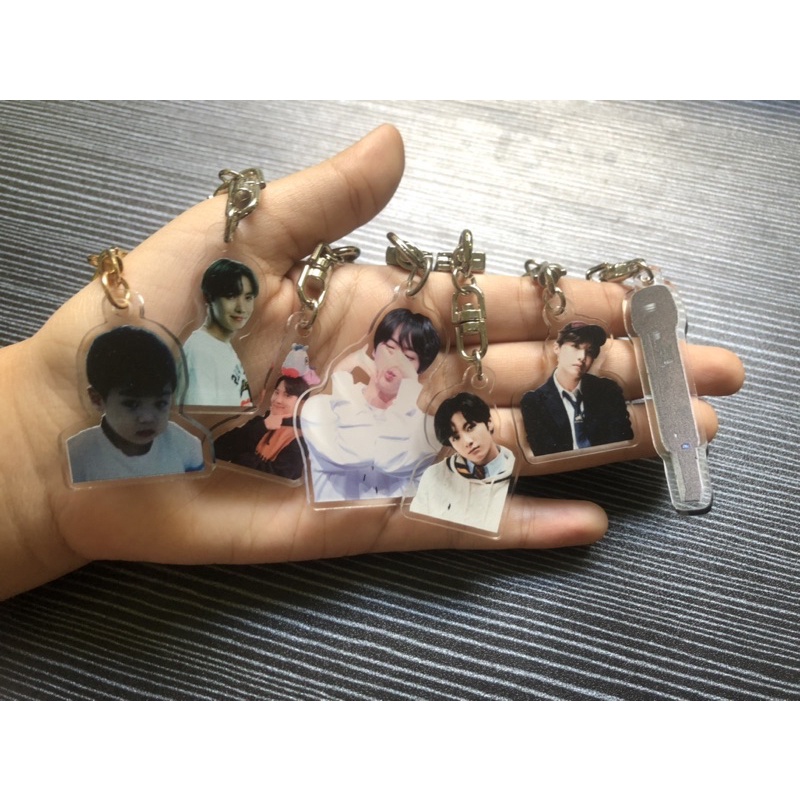 Keychain BTS fanmade sellkor freebies