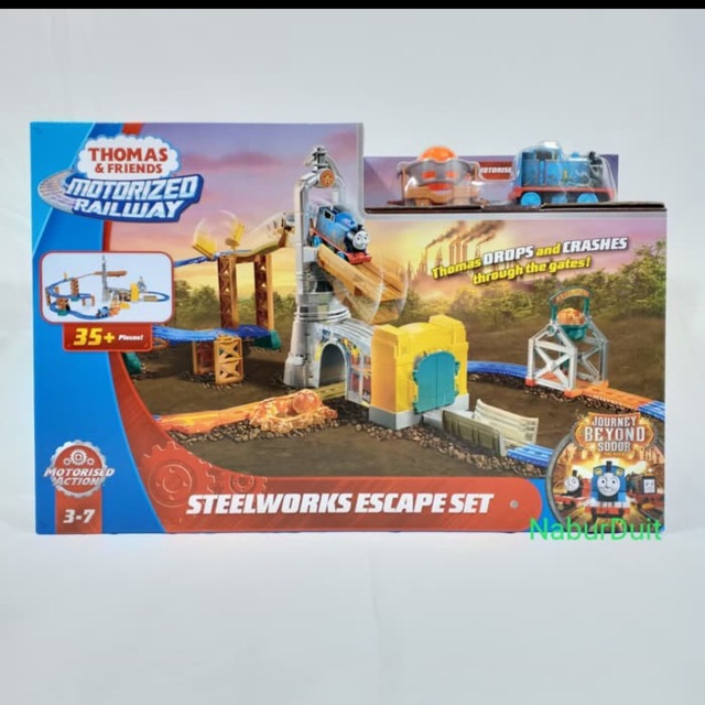 thomas and friends motorized railway steelworks escape set