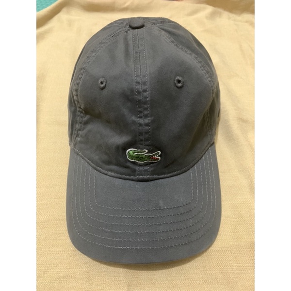 Topi Lacoste