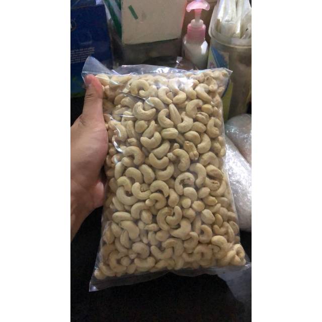 

Kacang mete super asli Bau-bau