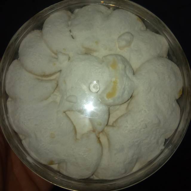 

Kue putri salju