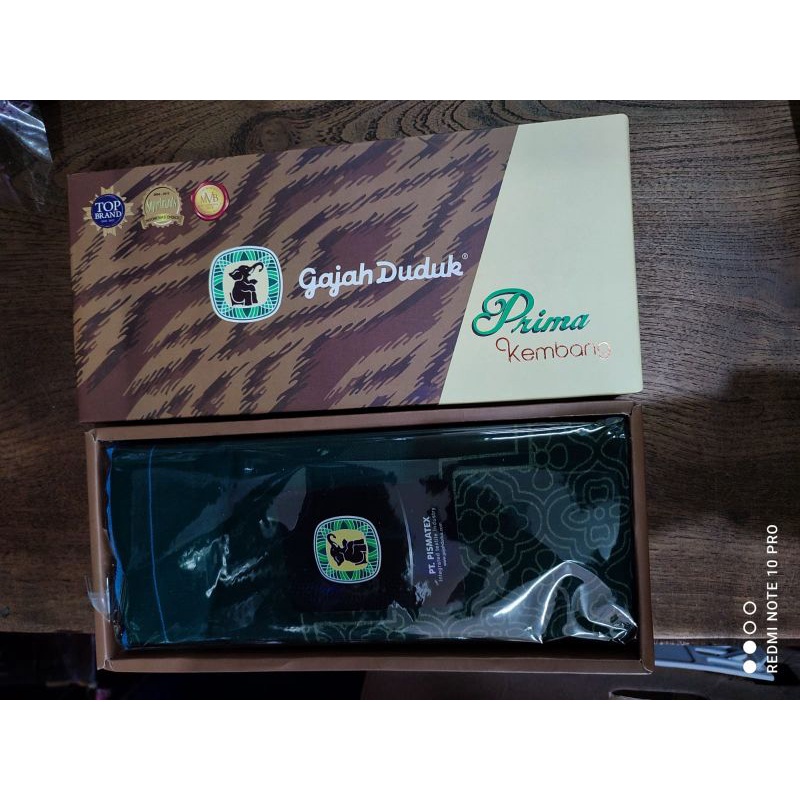 sarung gajah duduk prima kembang
