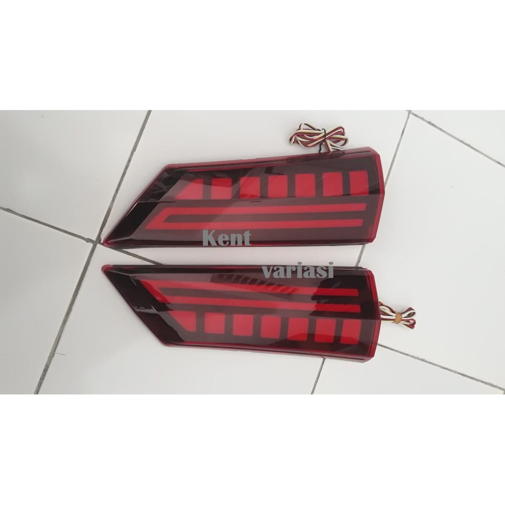 Lampu Stop Trunk Lid Reflektor Calya Sigra Type A