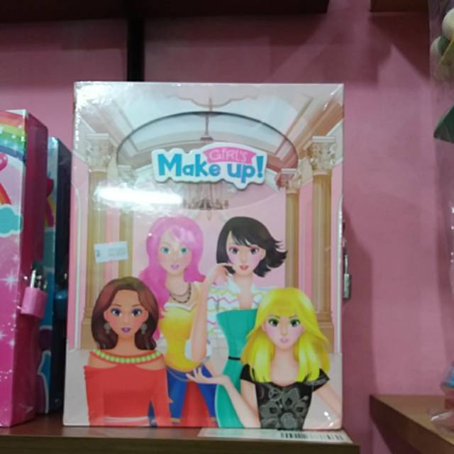 

Buku Diary anak dengan Kunci Gembok karakter ukuran besar