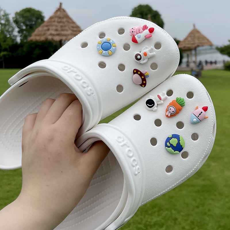 Aksesoris Charms Crocs Jibbitz Crocs Untuk Dekorasi Sepatu Wanita