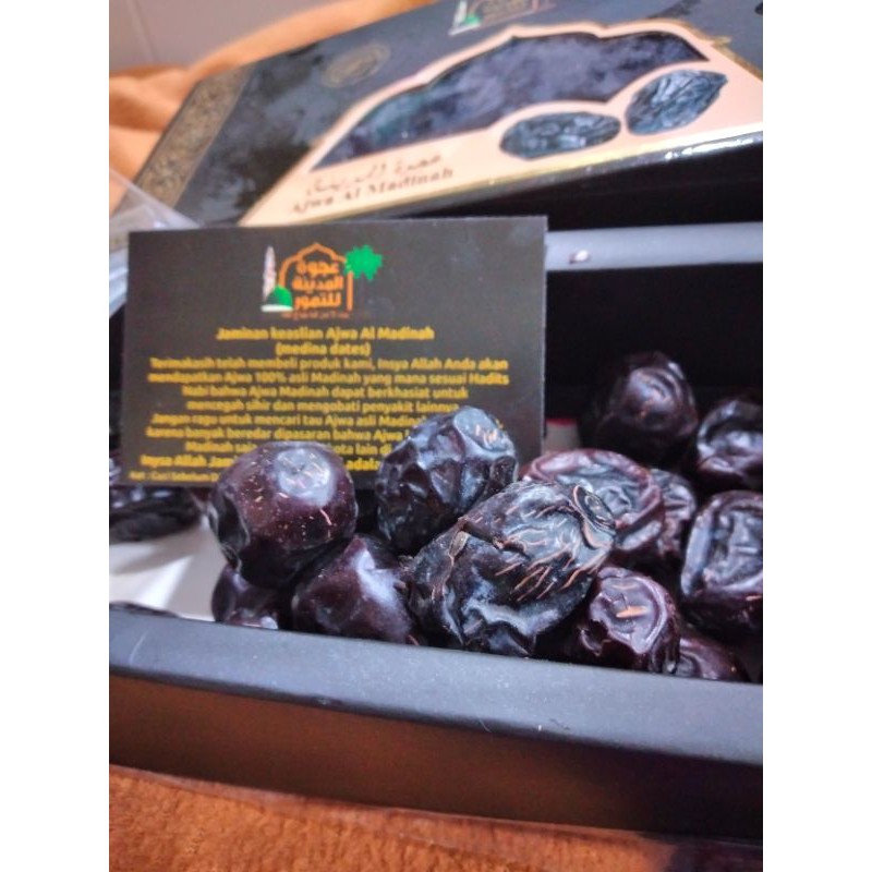 

Kurma /Kurma Ajwa /Kurma King Ajwa Premium Super uk. 500gr pengiriman Balikpapan