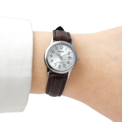 Casio General LTP V002L / LTP-V002L-7B2 1B Jam Tangan Kulit Wanita Analog Silver