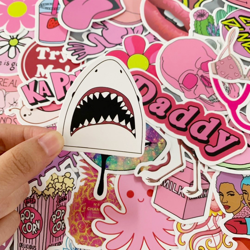 100pcs / set Stiker Graffiti Pink Anti Air Untuk Dekorasi Kulkas / Skateboard / Laptop