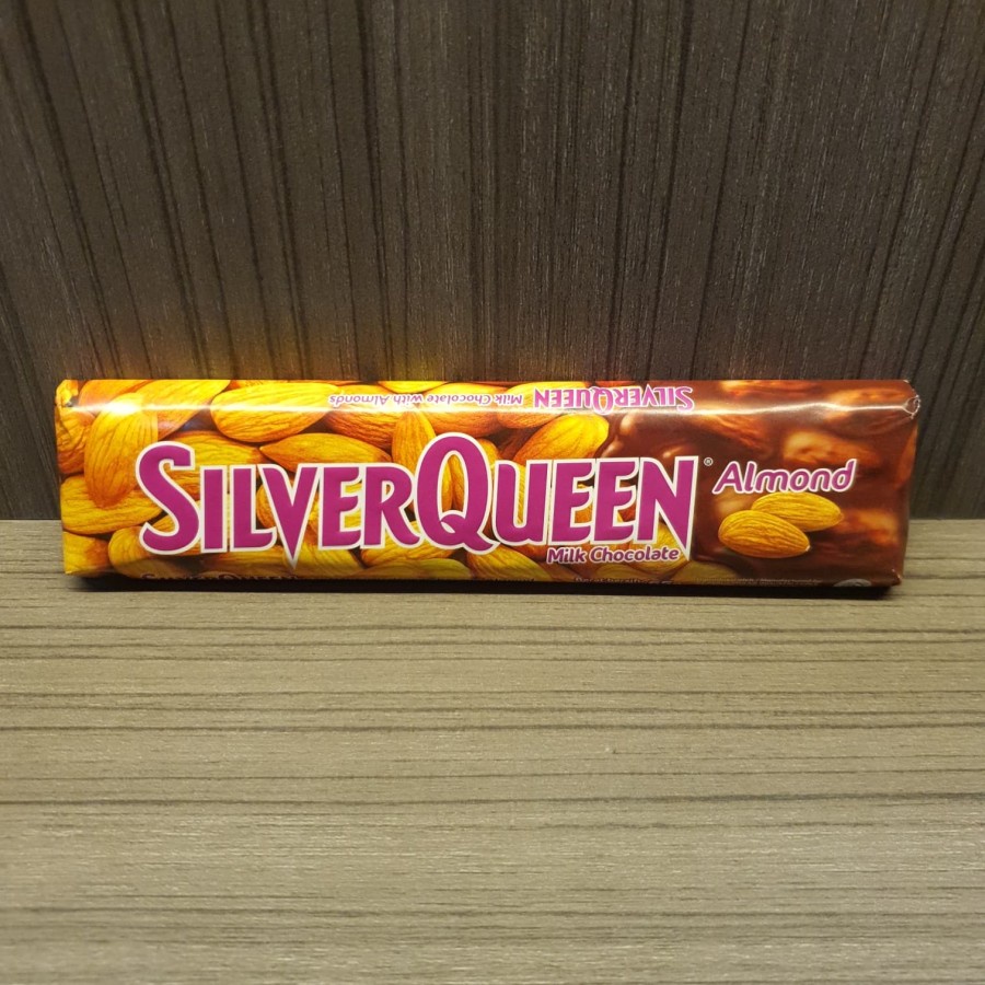 

Silver Queen Milk Chocolate Coklat Silver Queen Almond 65 Gr