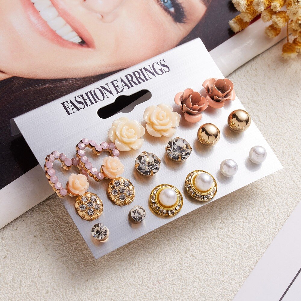 9 Pcs Anting Stud Desain Bunga Aksen Mutiara Berlian Imitasi Untuk Wanita