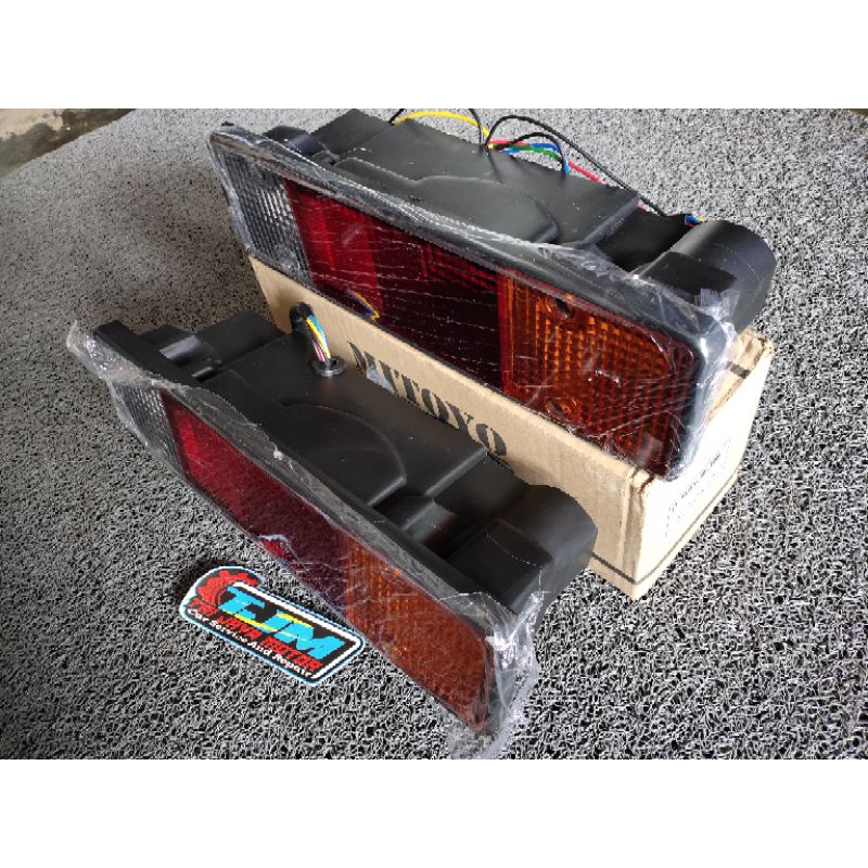 LAMPU STOP L300D NEW PICK UP LAMPU REM BELAKANG KOMPLIT STOPLAMP L300 NEW L300D PICKUP NEW L300DBARU