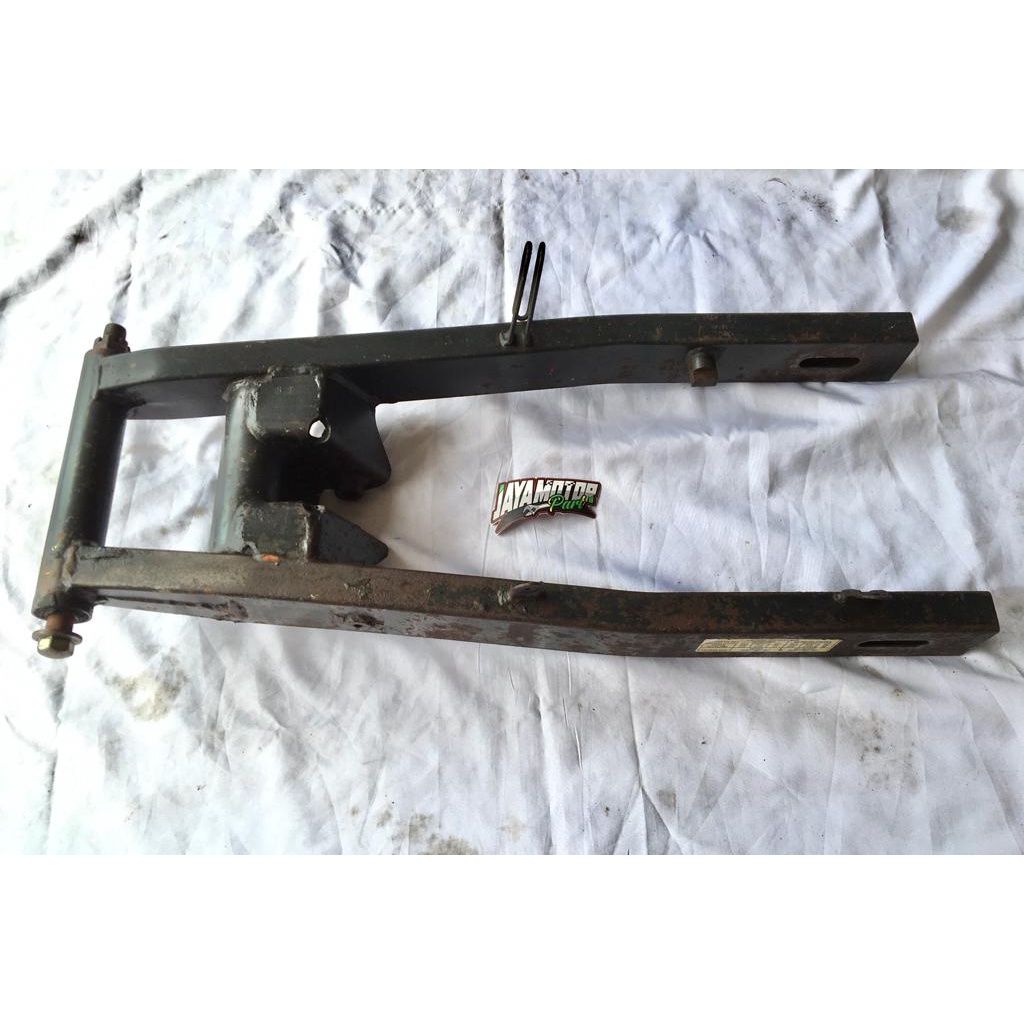 SWING ARM LENGAN AYUN SUZUKI SATRIA F FU 150 ORIGINAL SECOND