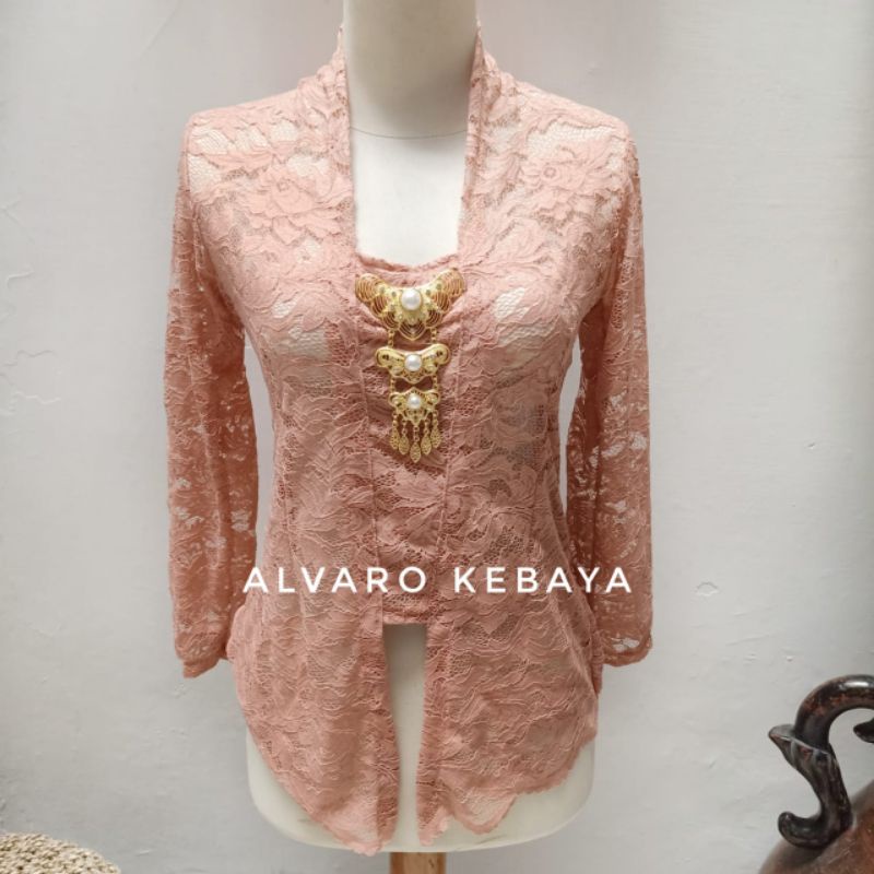 Atasan kebaya jadi brukat halus strait melar -  kutubaru stretch brokat modern real pict ready stock langsung pakai brukat halus best seller cantik murah kondangan wisuda baju jawa wanita tradisional-Soft peach