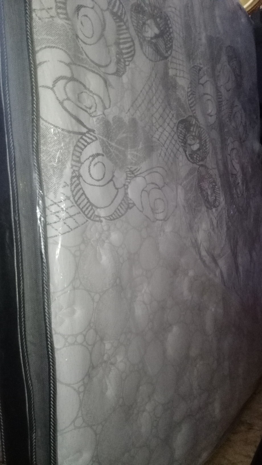 Kasur Springbed Central Deluxe Dominic Pocket Plush Top + Pillow Top 90-200 Cm X 200 Cm