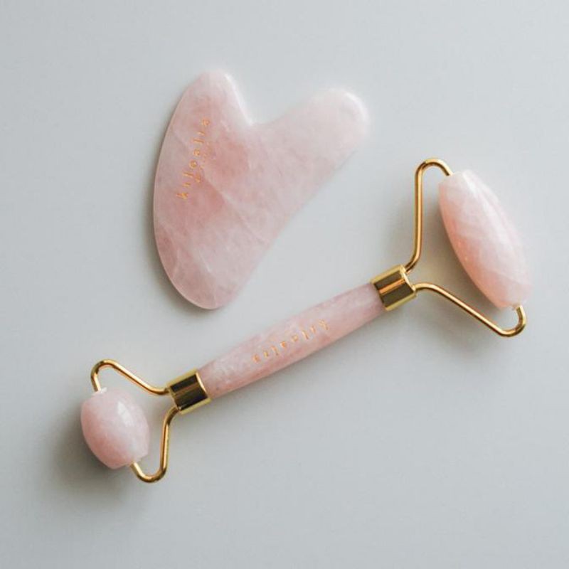 Kiloalta Rose Quartz Roller + Gua Sha Set