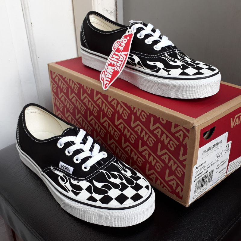 ORI SALE Vans Men Women up to 70% Authentic Checker Flame Black/True White Sepatu Pria Wanita