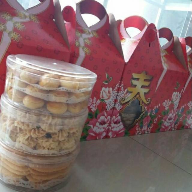 

Paket Kue Kering