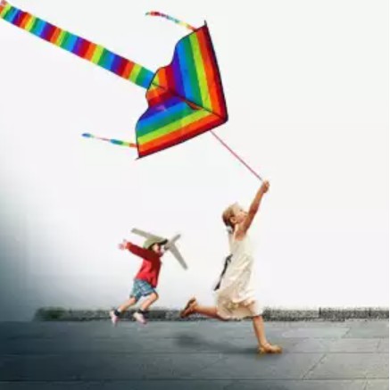 Layang-layang Pelangi Ekor Panjang Nilon Terbang Mainan Layang-layang Cometa Lapangan