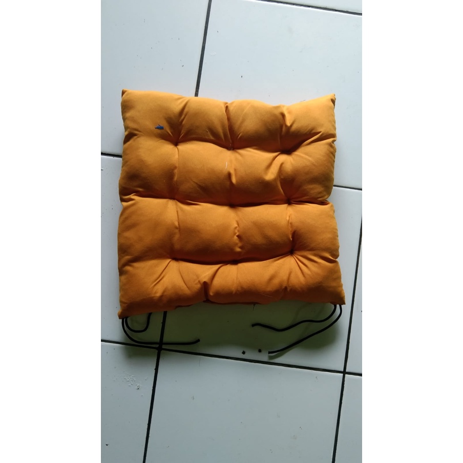 BANTAL ALAS DUDUK SERBAGUNA 35x35