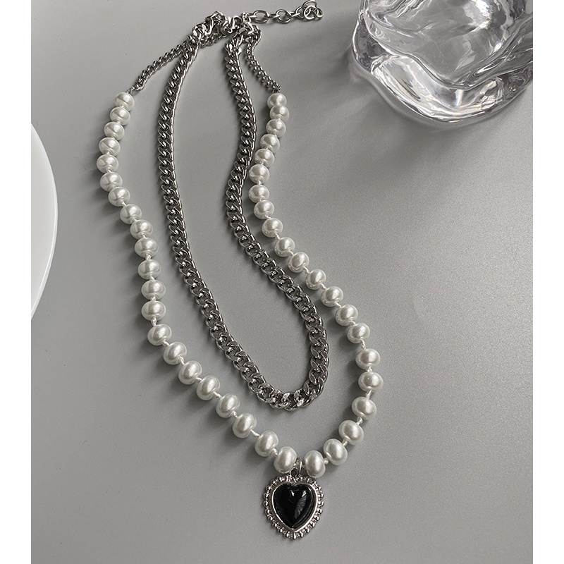 Black Love Pearl Necklace Accessories Light Luxury Clavicle Chain Personality Pendant