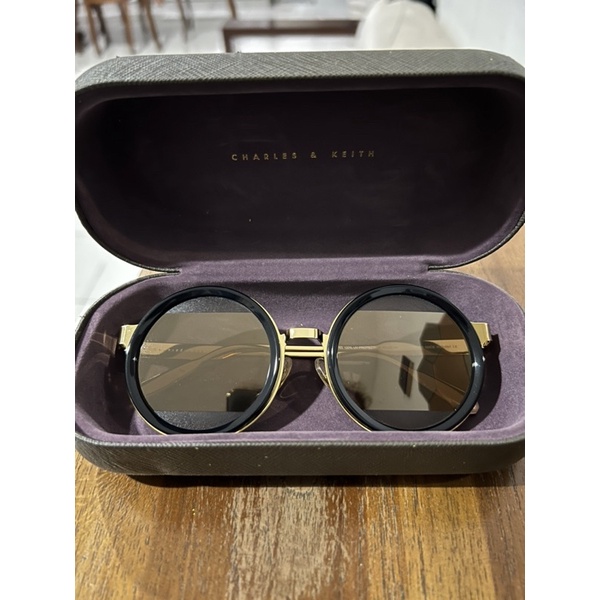 Sunglasses Charles & Keith Preloved