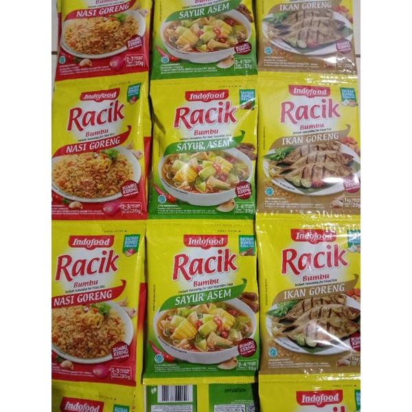 

RACIK sayur asem , nasi goreng dan ikan goreng
