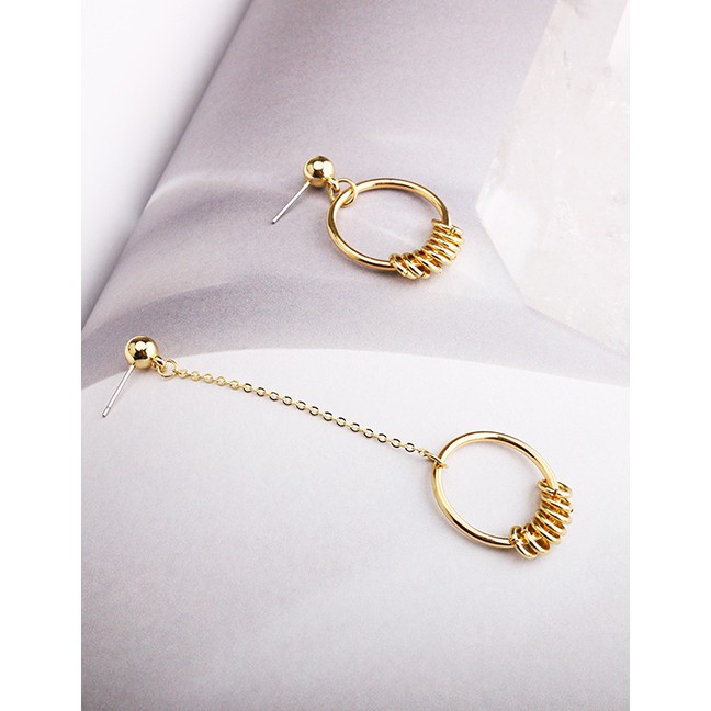 LRC Anting Tusuk Fashion Gold Asymmetric Circle Earrings F69868