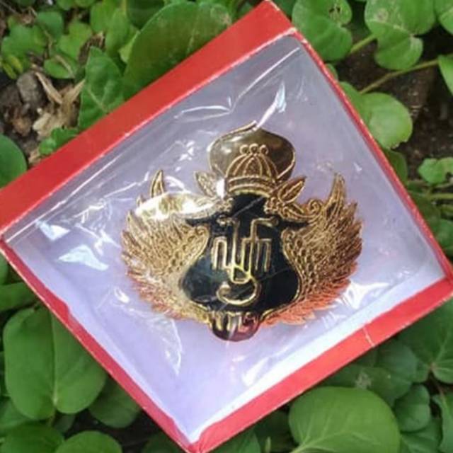 Jual Jual Bros Pin Logo Atau Lambang Kraton Kasultanan Jogja Yogyakarta