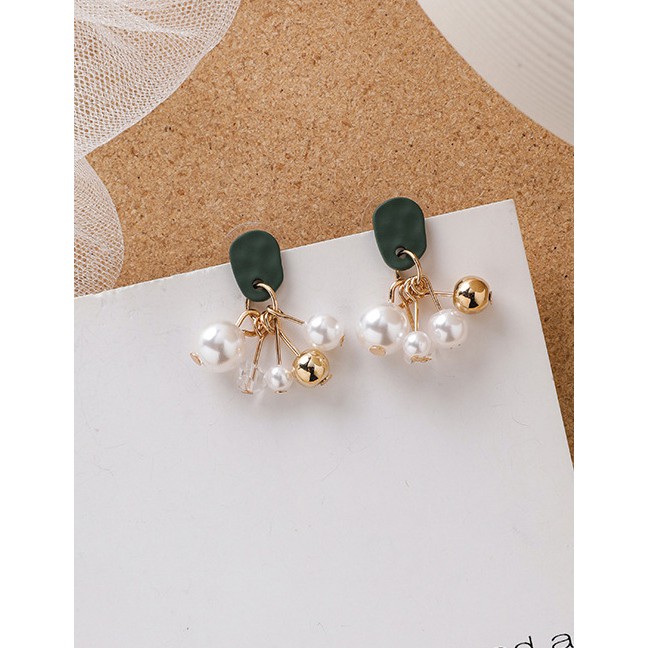 LRC Anting Tusuk Fashion Green 925 Silver Needle Artificial pearl Artificial Crystal Grape Earrings