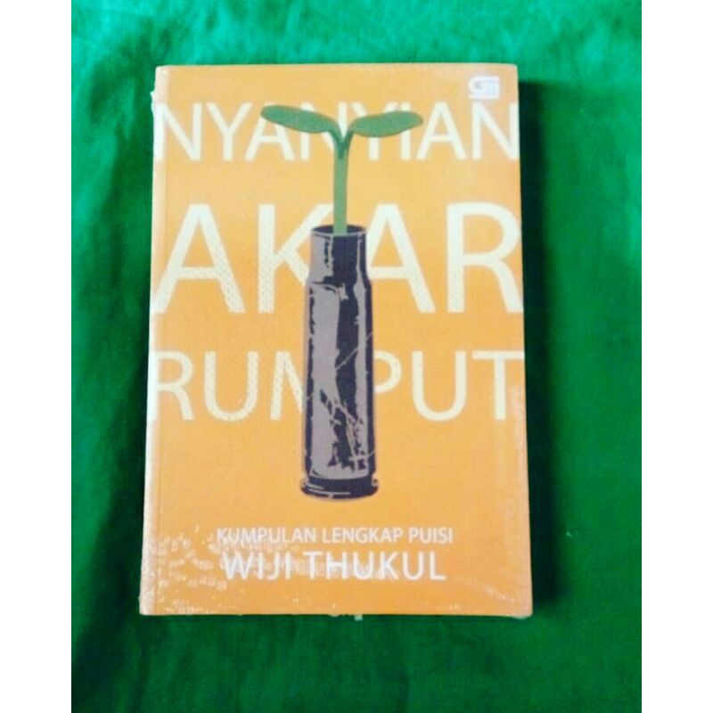 jual buku Nyanyian akar rumput ori by wiji tukul