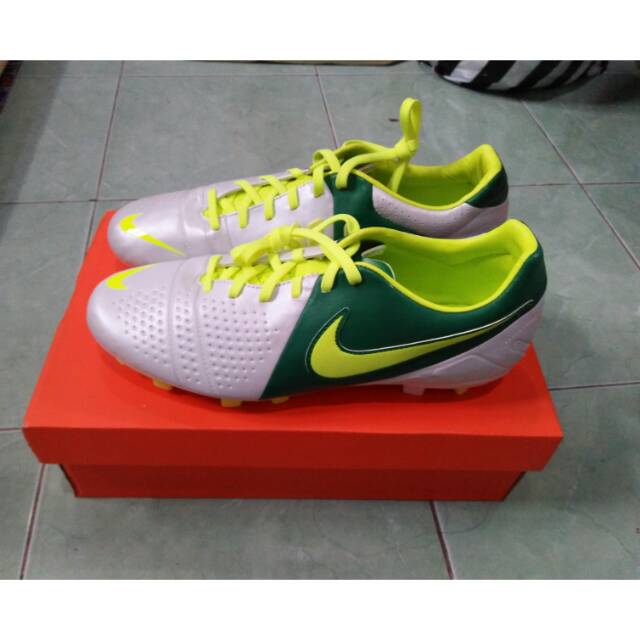 Nike ctr 360 libretto fg