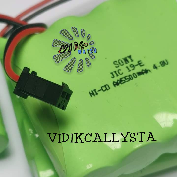 Paket Baterai dan Charger RC AA 5500mAh 4.8V isi 4 Soket Hitam