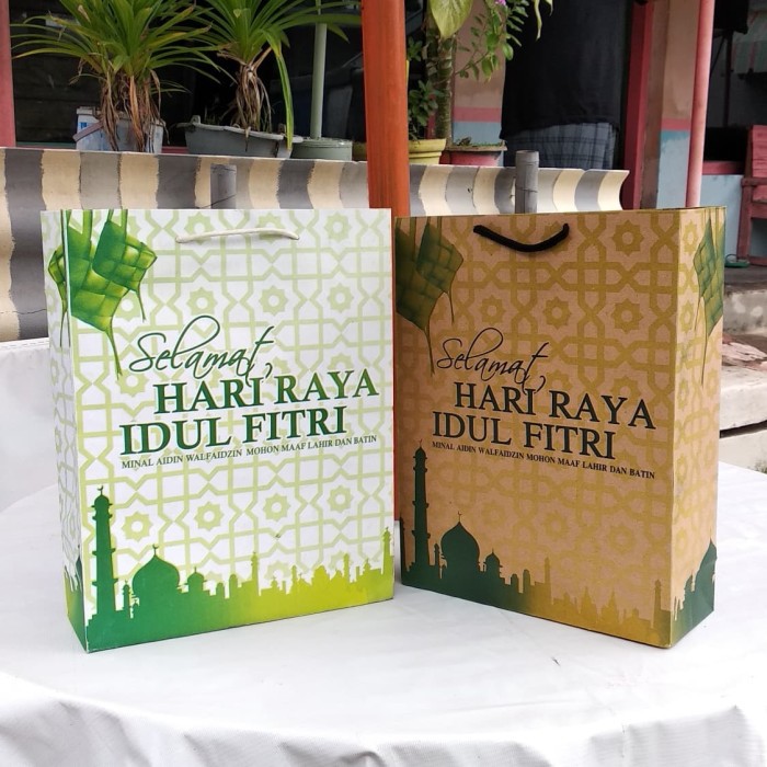 

Tas Parcel Lebaran Tas Lebaran Idul Fitri Untuk Parcel Bahan Kertas Paper Bag Eid al-Fitr Gift