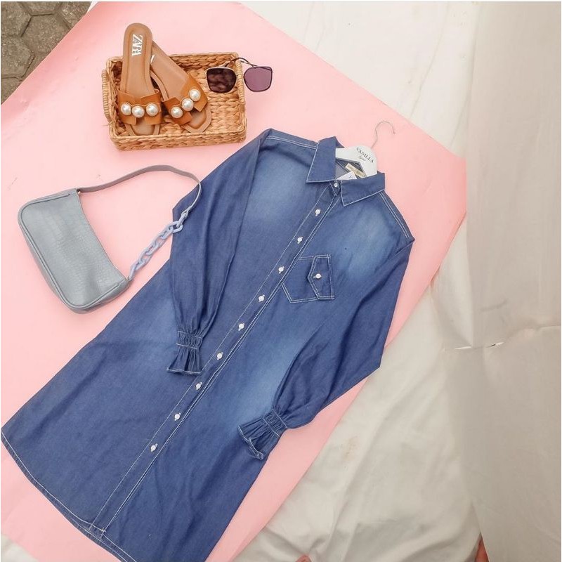 Dira Blouse by Vanilla Hijab