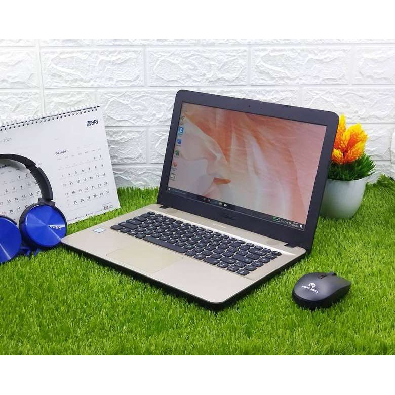 asus vivobook I3 4gb 320gb Second Bekas