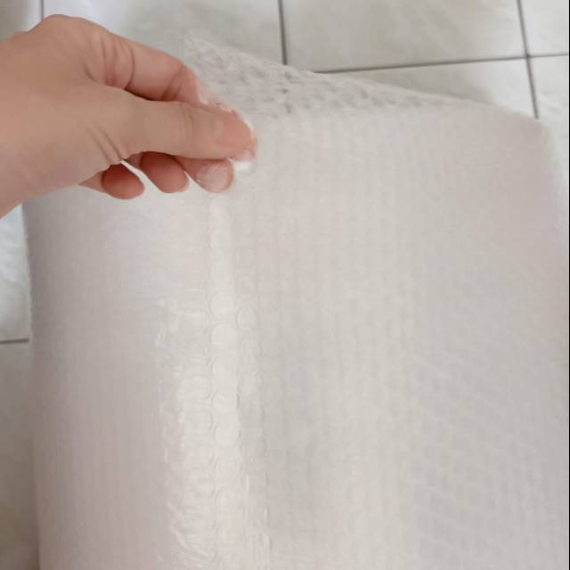 

Penambahan Bubble Wrap Buat Packing Barang