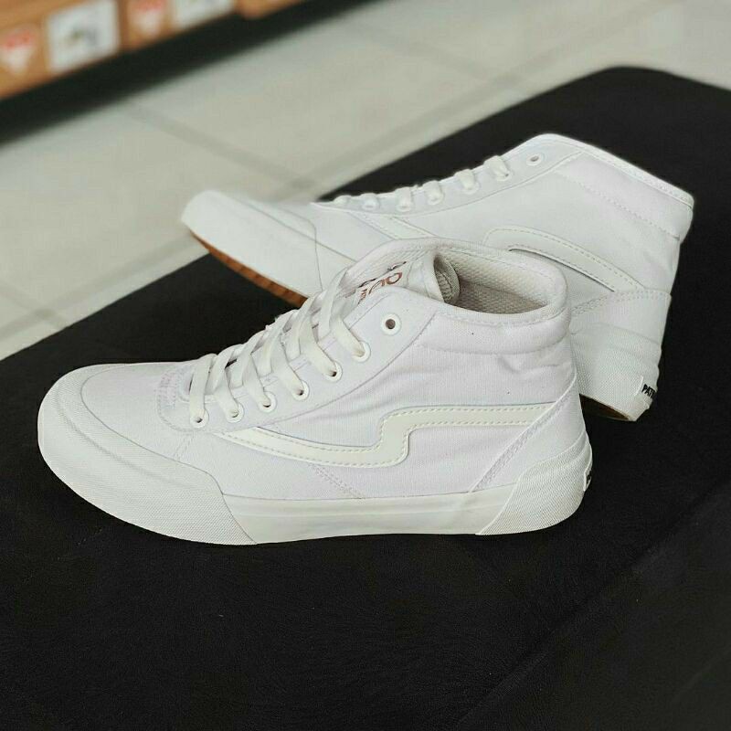 Patrobas Ivan Triple White High Original Patrobas Triple White High Sepatu Patrobas Ivan High White