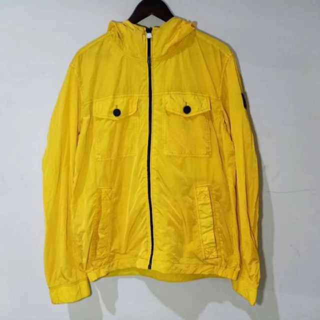 Jaket Hugo Boss Windbreakers Light Weight Yellow or White