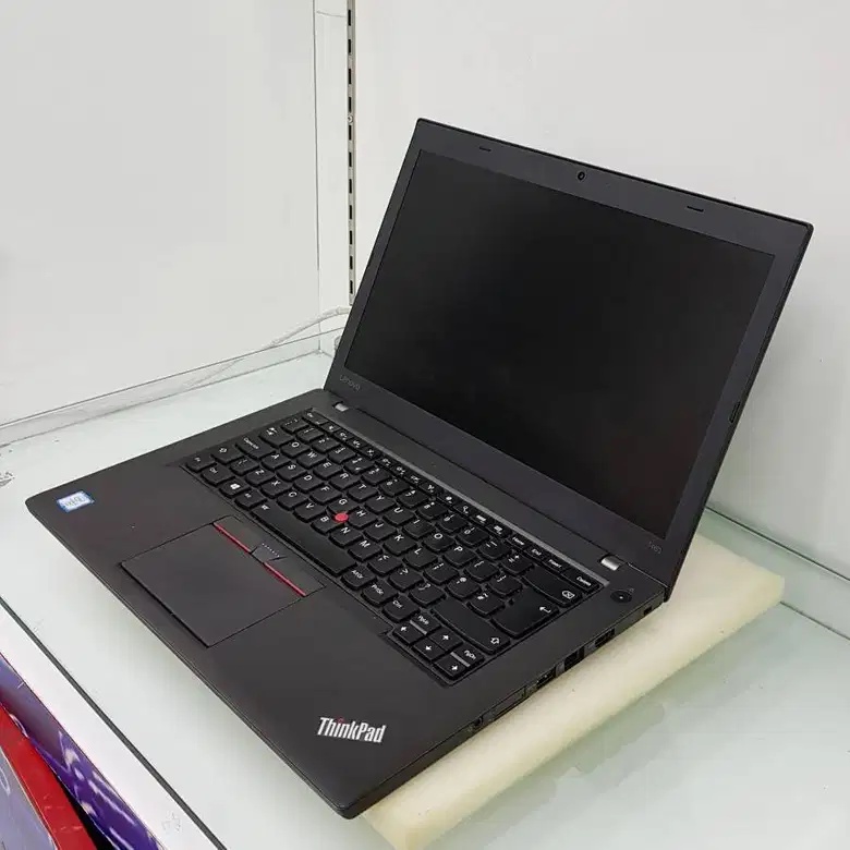 LAPTOP Lenovo T460 Intel Core i7 Ram 8GB 256GB BEKAS SECOND