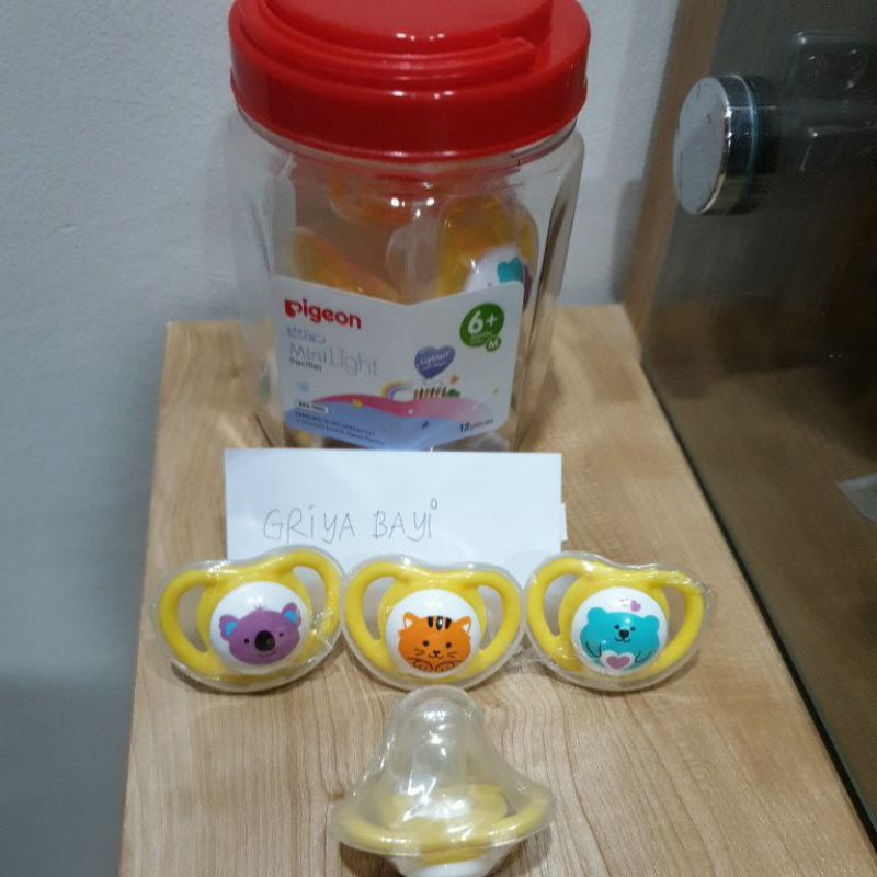 Pigeon Minilight Pacifier Toples Kuning