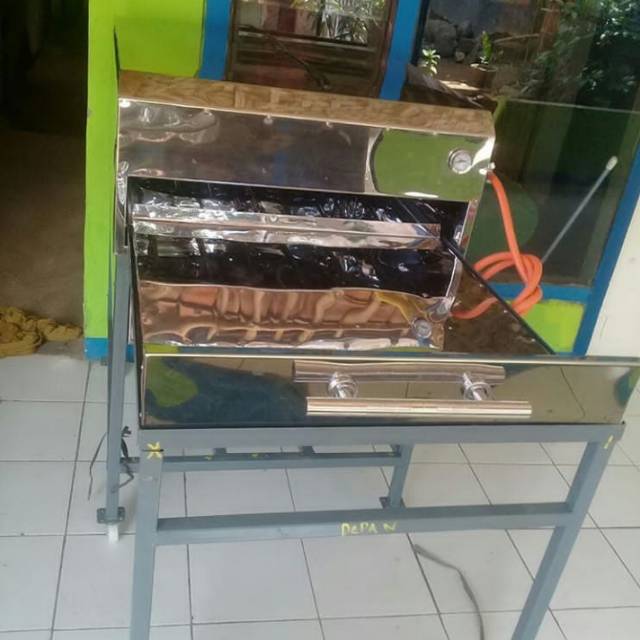 Oven laci lapis legit