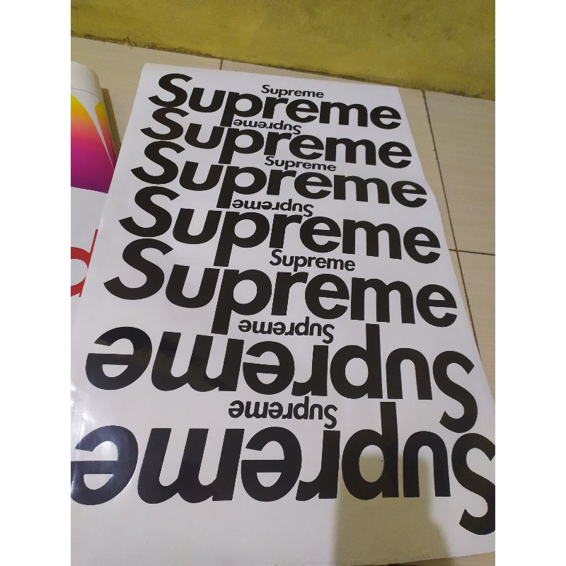 

stiker supreme hitam 2 pcs + bonus stiker supreme uk kecil