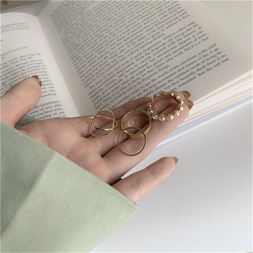 4pcs / Set Cincin Mutiara Geometris Warna-Warni Gaya Minimalis Untuk Wanita