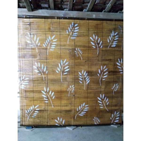 TIRAI BAMBU KEREY BAMBU MOTIF DAUN ukuran 2,5x2,5meter