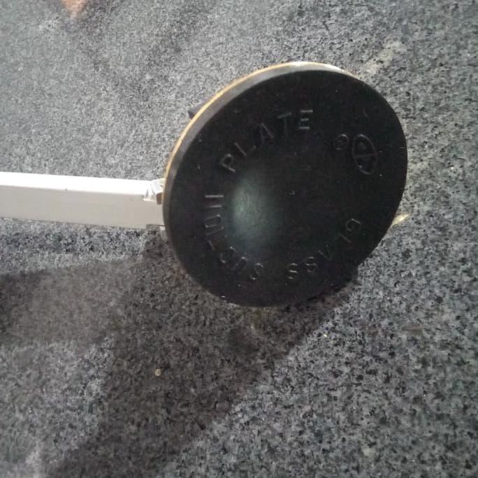 

Glass Circle Cutter Alat Potong Kaca Lingkaran Diameter Max 120 Cm Kal-El99 Segera Dapatkan