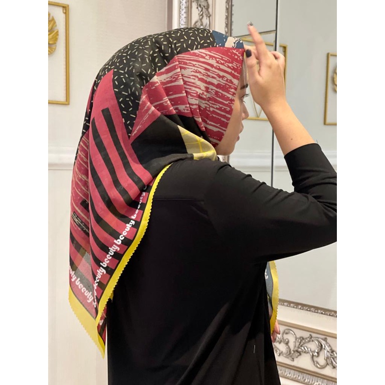 Hijab Segiempat Motip Voal Motif Terbaru Lasercut Hijab Segiempat Voal Motif Printing Kerudung Segiempat Voal Jilbab Segiempat Voal Motip,Kerudung Segiempat GROSIRR-M811