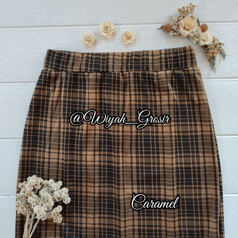 COD ROK KOREAN STYLE 2021 / ROK SPAN TARTAN /ROK KOTAK KOTAK PANJANG  /ROK TARTAN MURAH DAN TEBAL-Caramel.