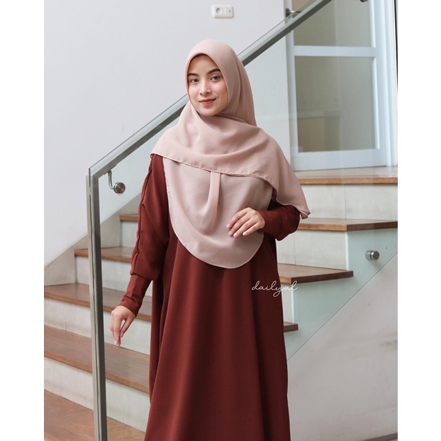 Kayla Batwing Abaya