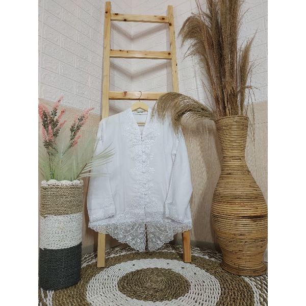 Alantasik - kebaya Senada BIG SIZE / UKURAN JUMBO / Kebaya sulam Encim Bordir /  Sekolah/ Dinas R.6 / R.7-putih