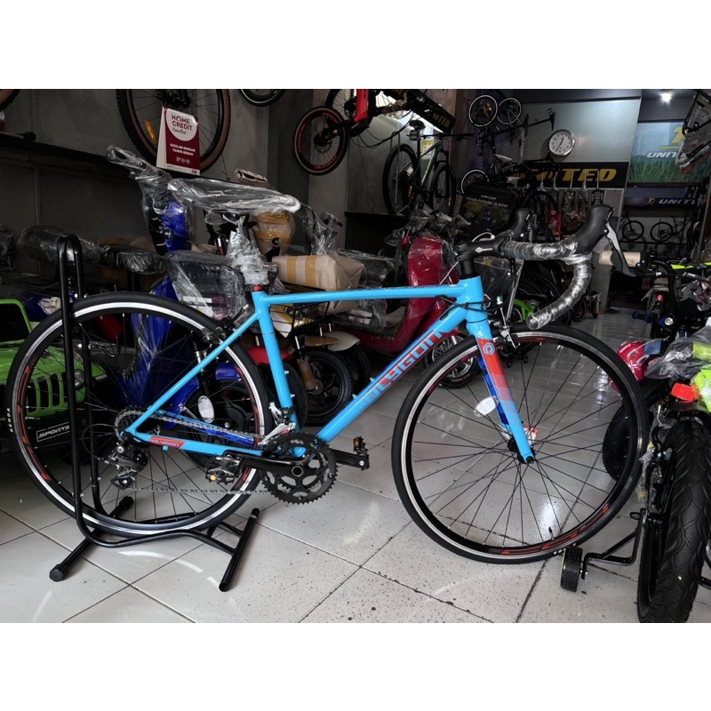 sepeda balap 700c Polygon Strattos S2 2022